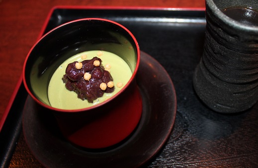 抹茶ムース？と珈琲