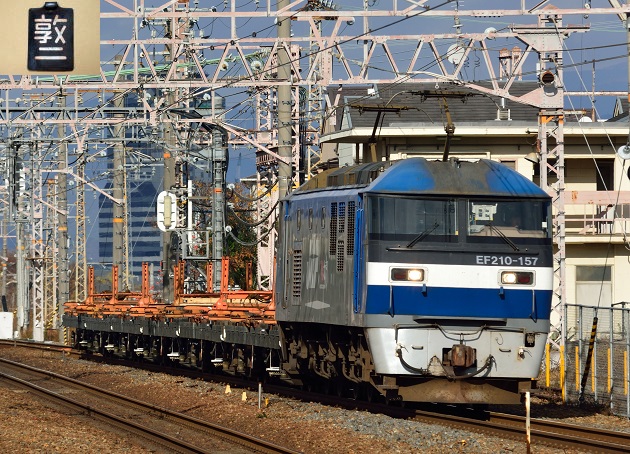 EF210-157 2015.12.22 1881レ.jpg