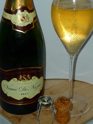 Didier Chopin Veuve de Nozac Brut NV glass.jpg