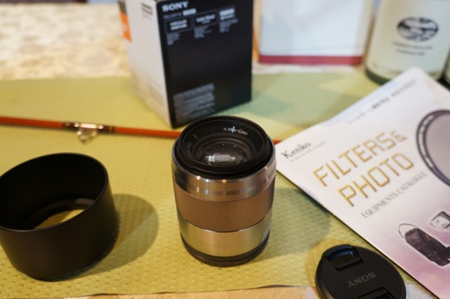 E 50mm F1.8 OSS　上.JPG