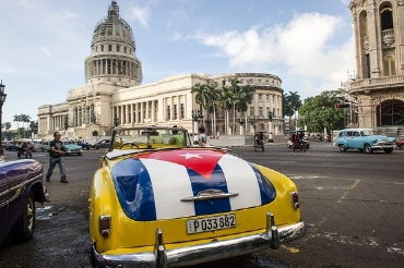 BN-GL579_cuba01_G_20150115094115.jpg