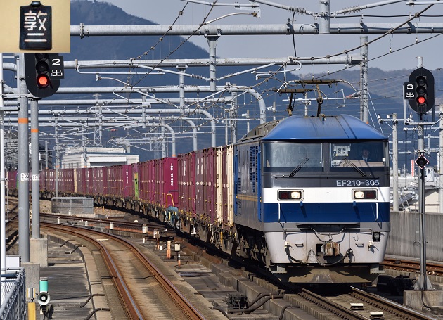 3 EF210-305 1092レ.jpg