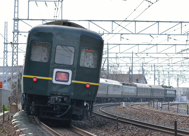 EF81-113 2015.02.25 8002レ　Ｄ7100.jpg