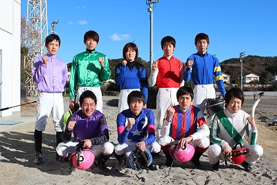 全日本新人王集合写真1.jpg