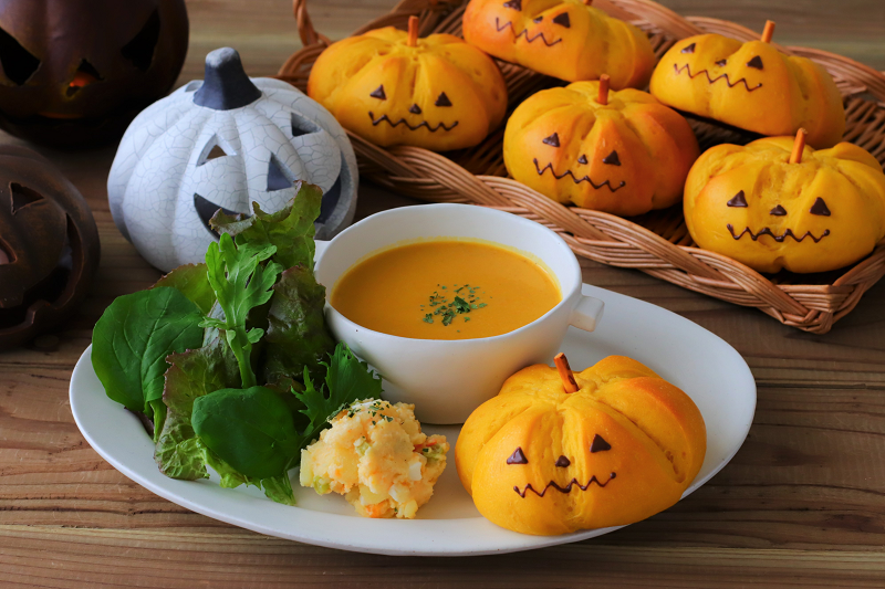 レシピブログさんの連載は『ハロウィンにジャックオランタンのかぼちゃ