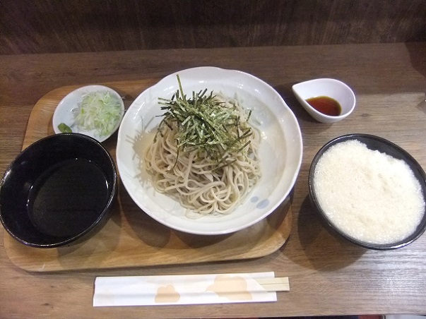 浅草下町肉そば酒場の冷たいもりそば＋ミニとろろごはん１