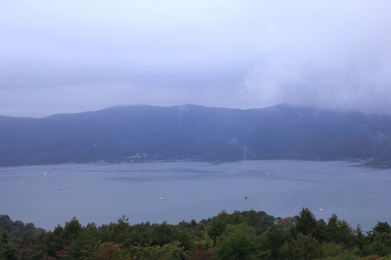 関東散策回顧_004山中湖狭霧.jpg