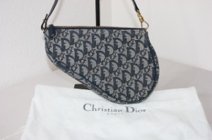 【Christian Dior】クリスチャンディオール ショルダーバッグ2.jpg