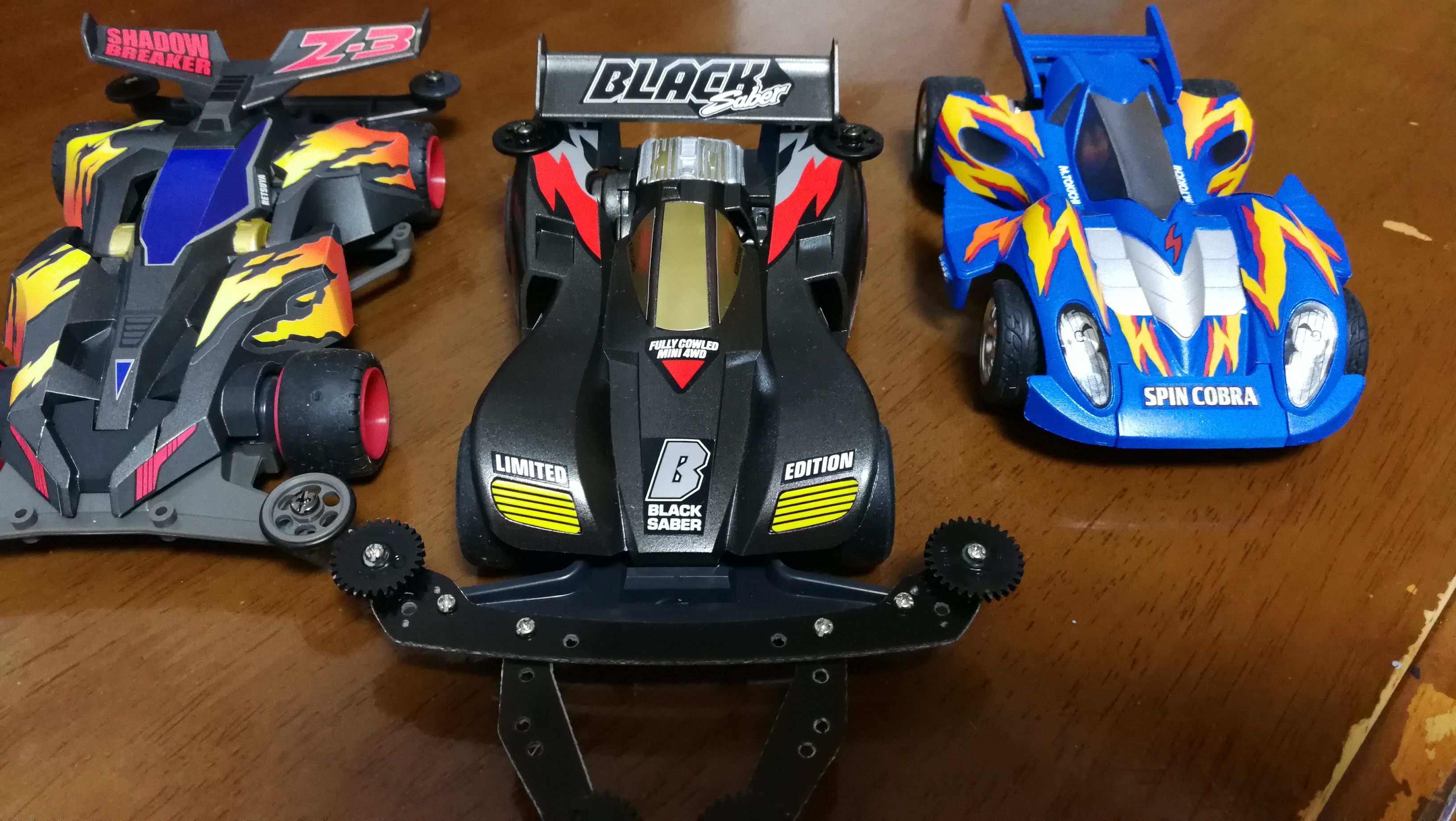 ミニ四駆 ソニックセイバー シャドウブレイカー風塗装 - メルカリ