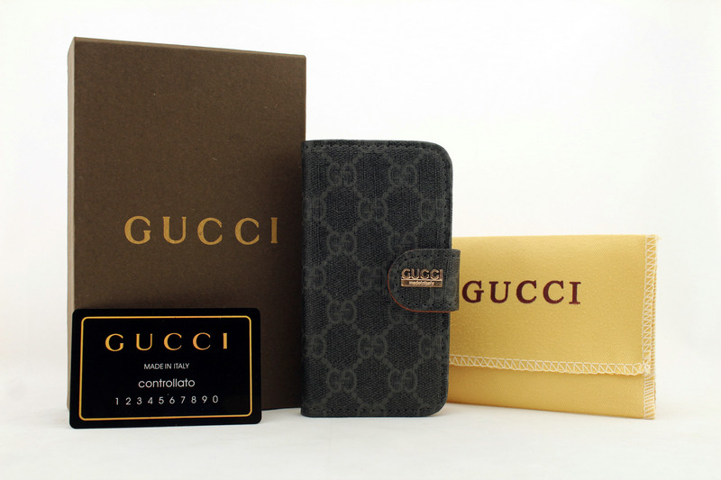 Gucci-iPhone5-Leather-01.jpg