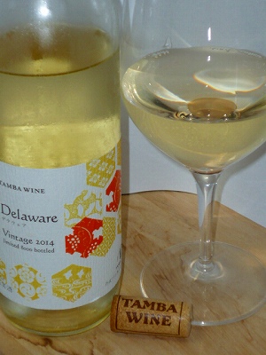 Tamba Wine Delaware 2014 glass.jpg