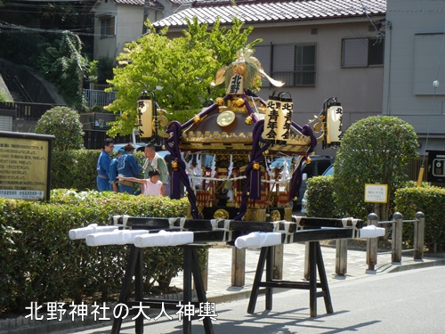 近くの神社の秋祭り