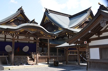 神楽殿