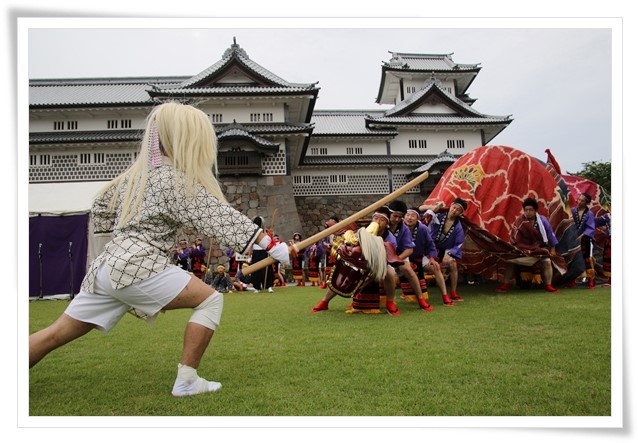 金沢城公園-20 獅子舞-3 16.6.4