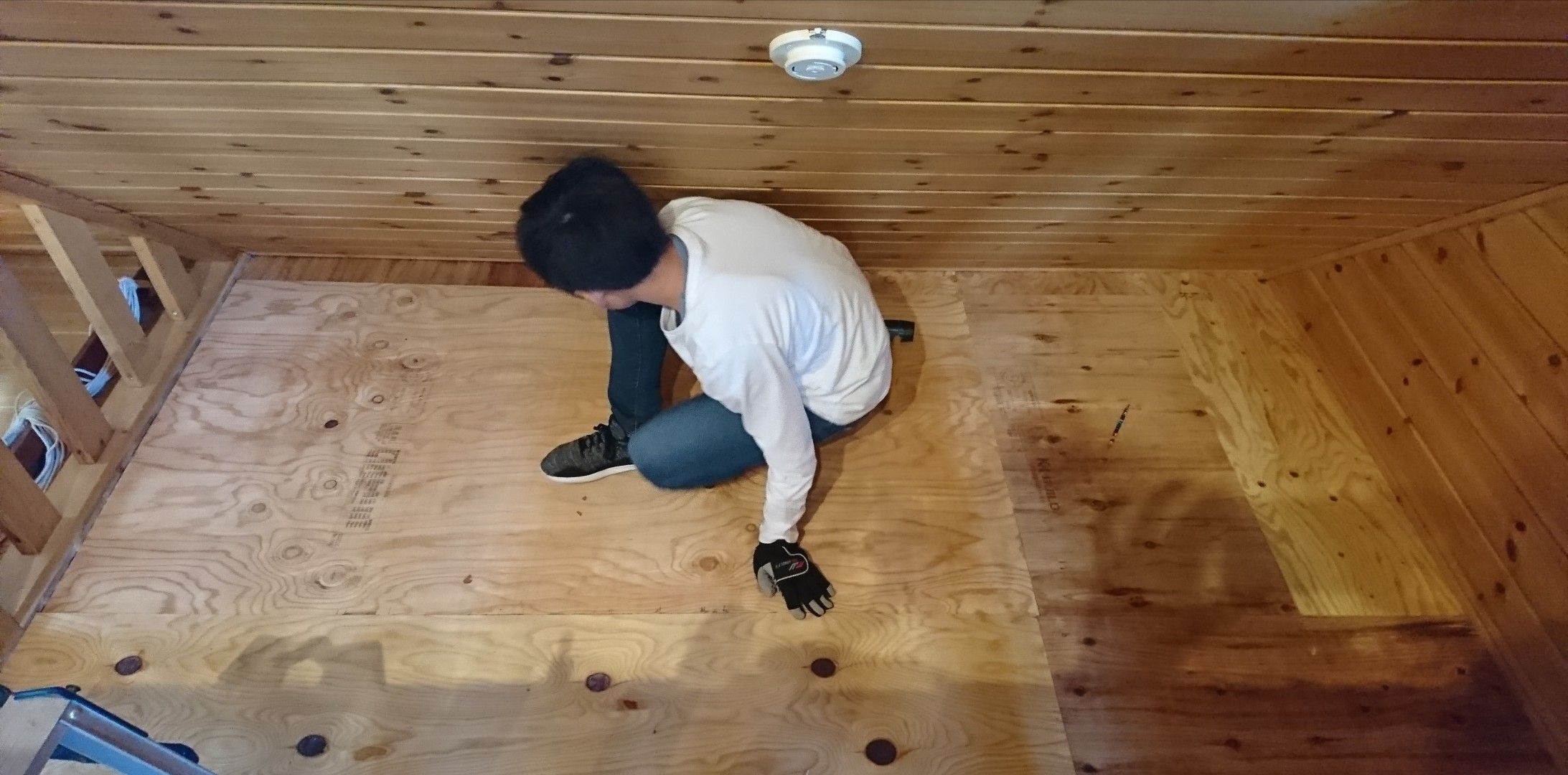 吹き抜けをふさいで2階に子供部屋 床編 出来る事は自分でチャレンジ 楽天ブログ