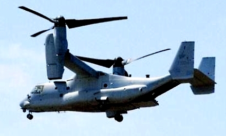 垂直離着陸輸送機ＭＶ２２オスプレイ02.jpg
