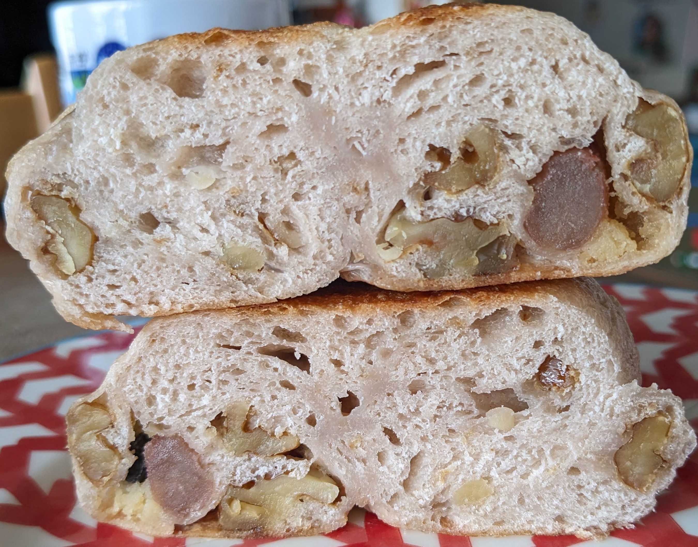 下田流の通販　くるみ五色豆メープルザマンド塩バターベーグルの断面