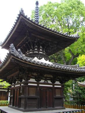 宝塔寺多宝塔