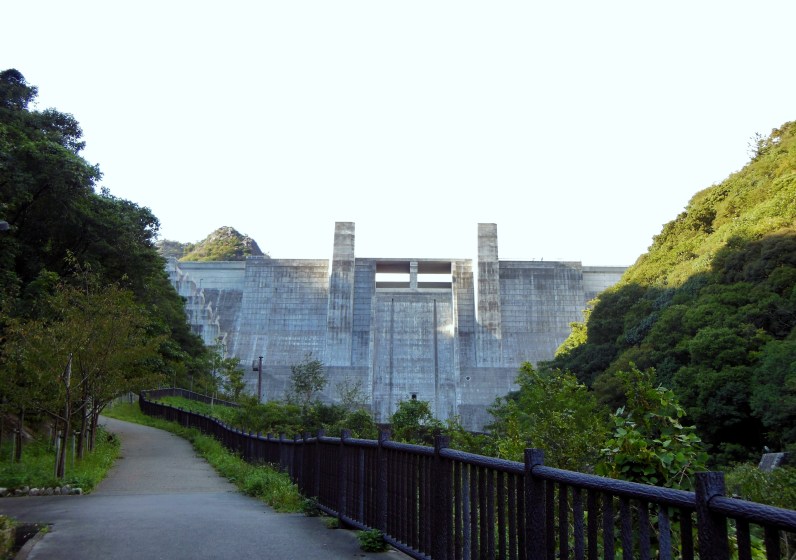 石井ダム