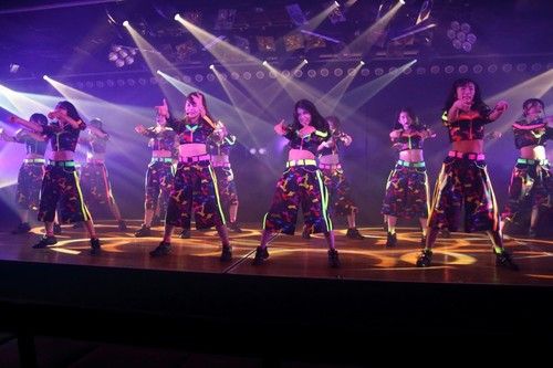 Akb48 作曲家 井上ヨシマサ 神曲縛り 公演の意外な見どころ ダンス難易度アップにメンバー悲鳴 ルゼルの情報日記 楽天ブログ