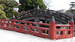 CIMG0004（八幡宮　太鼓橋）１(小)左.png