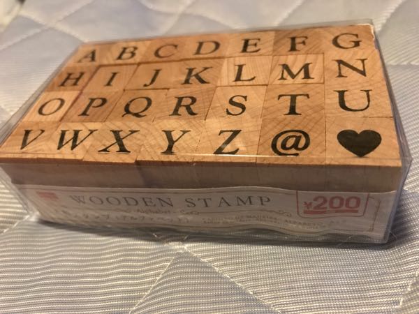 ダイソー 木製スタンプ アルファベット全部 大好き 毎日100均パトロール 楽天ブログ