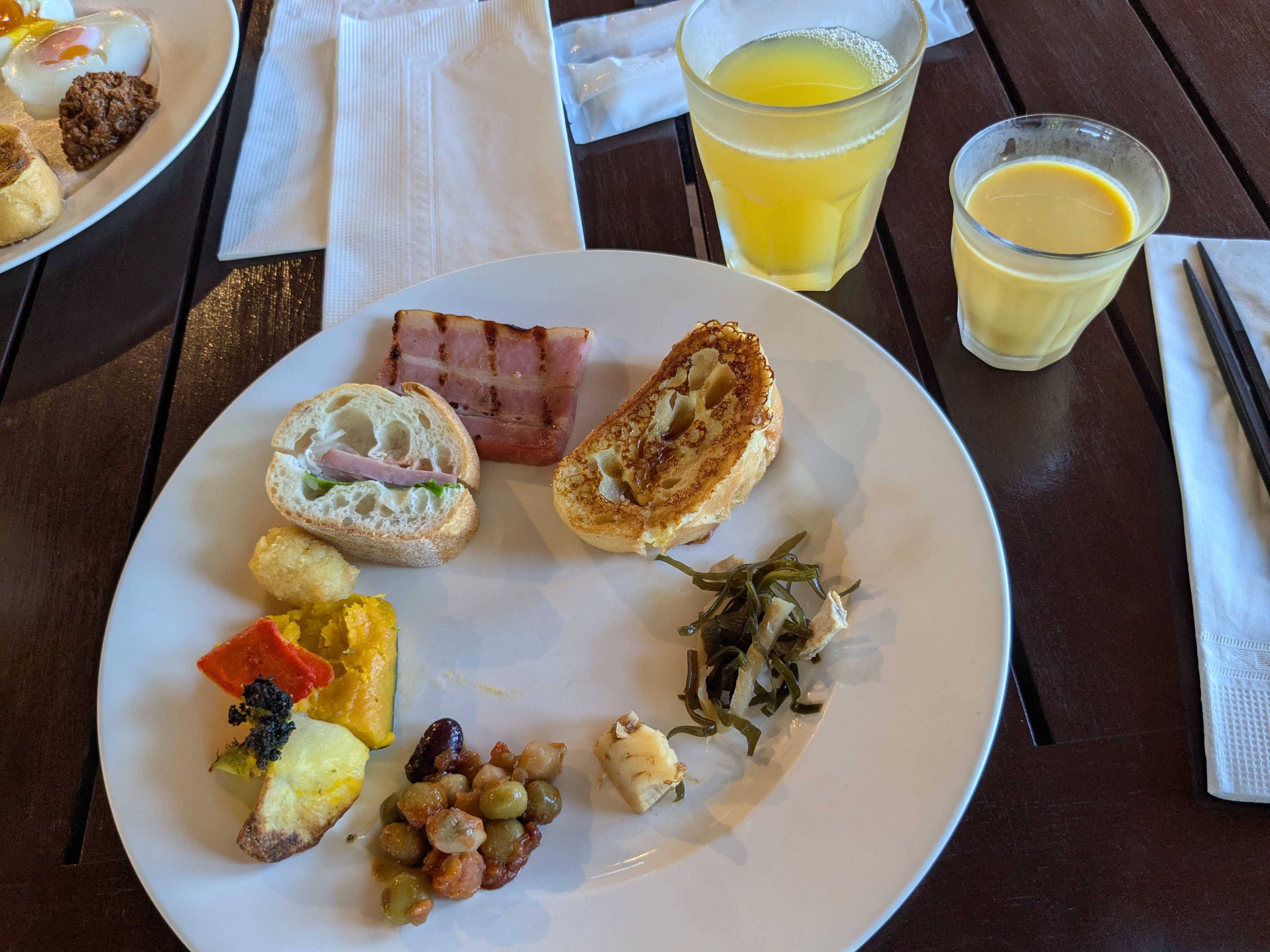 フサキビーチリゾートホテル＆ヴィラズISHIGAKI BOLD KITCHEN　朝食ビュッフェ