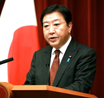 野田佳彦首相は24日夕、首相官邸で臨時に記者会見.jpg