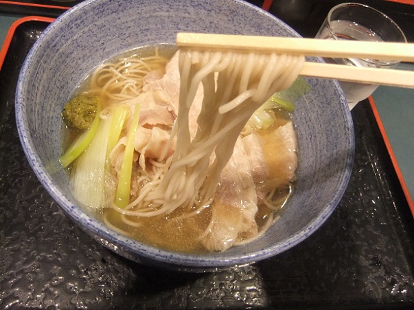 千住旭町・小諸そばの香味豚そば２