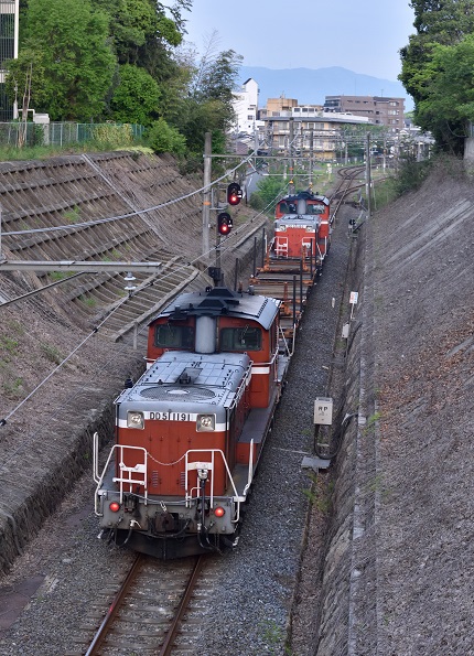 DD51-1193 2015.04.29 工9692レ　後DD51-1191 D810 2.jpg