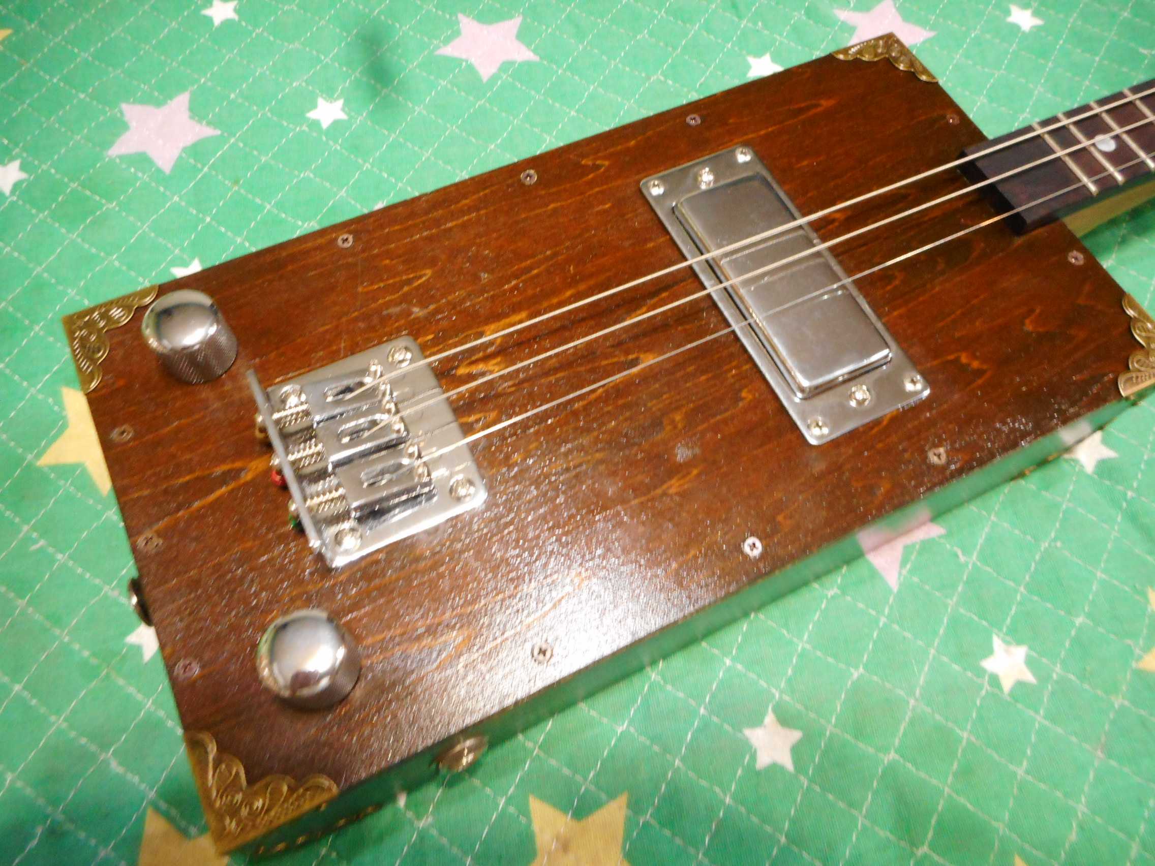 円高還元 【レア】Bydand Cigar box Guitar シガーボックスギター www