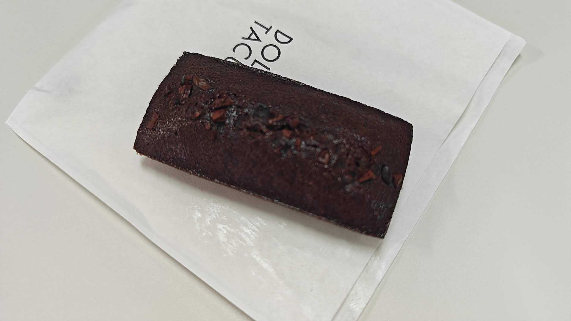 虎ノ門ヒルズ　ドルチェタクボ　焼き立てチョコフィナンシェ