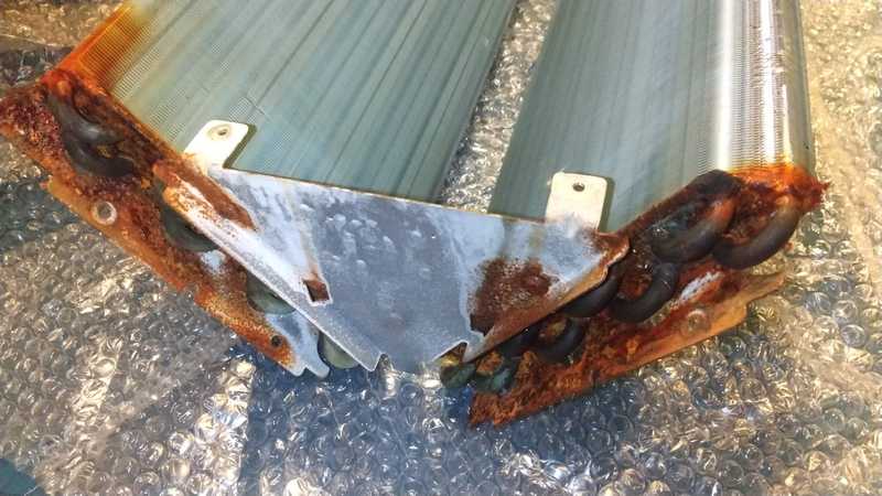 サビで穴が開いて交換した室内機の熱交換器