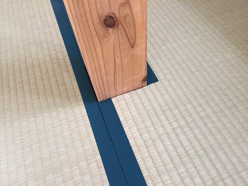 踊り場の畳の柱型