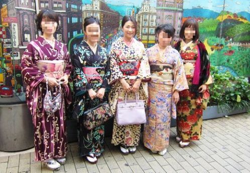 小田原街の塀.jpg