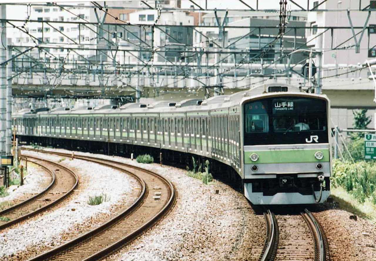 10-156 205系直流通勤型電車（山手色）