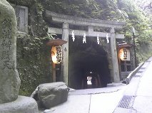 銭洗弁財天.jpg