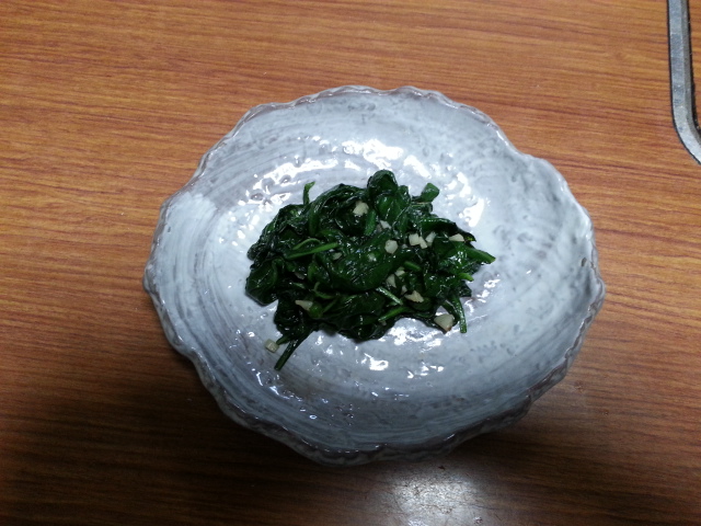 20130928パプリカの葉炒めもの.jpg