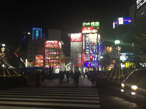 JR蒲田駅前の夜景