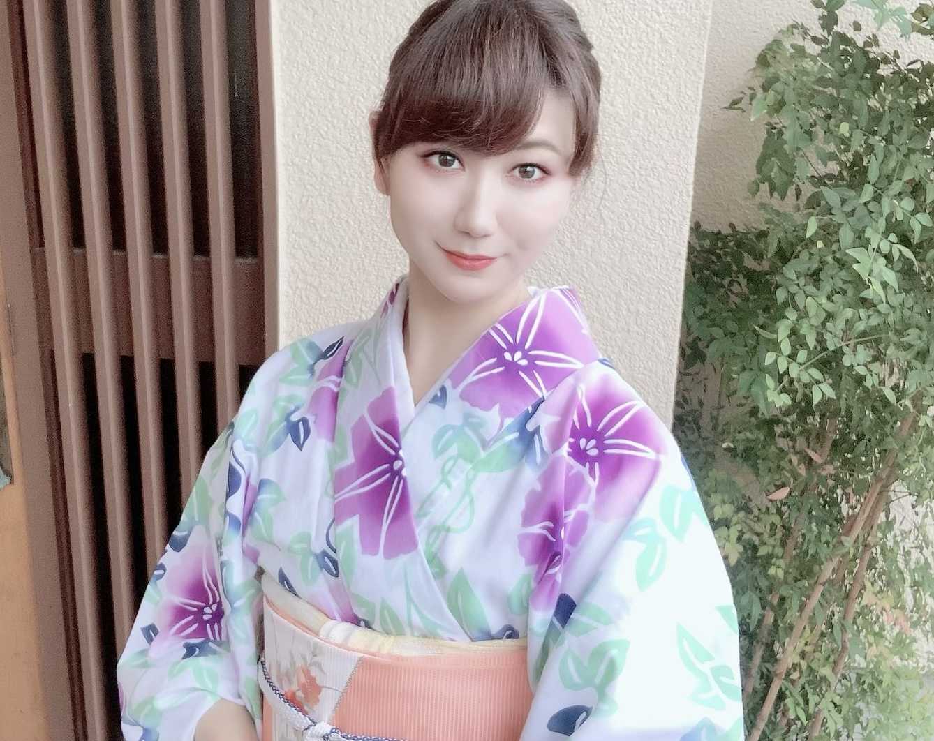 日本橋竺仙 白コーマ朝顔保管のみ浴衣新品同様 小嶋陽菜さん着用 竺仙 朝顔の浴衣 コーマ白地差分 | アラサー