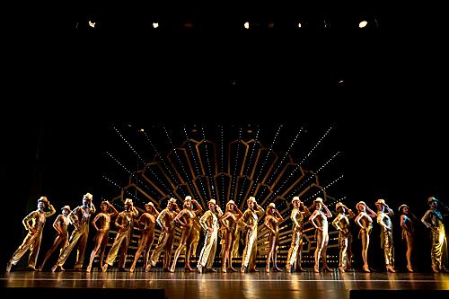 ブロードウェイ ブロードウェイ コーラスラインにかける夢 耳 ミミ とチャッピの布団 楽天ブログ