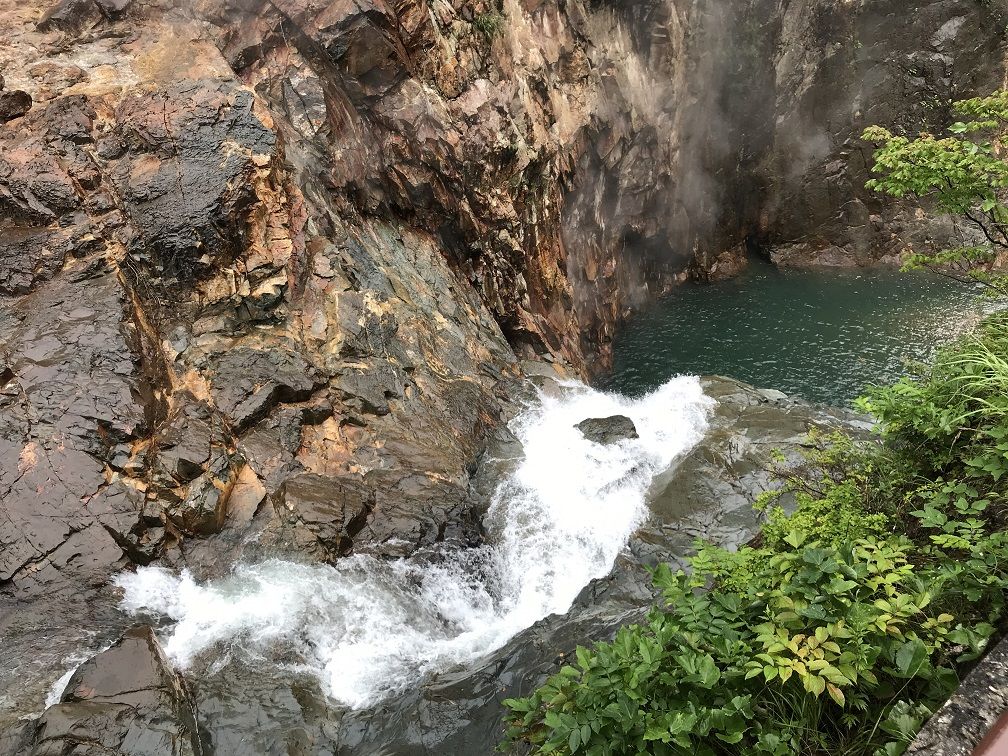 県央 雫石町 長山街道のグルメと滝ノ上温泉の紅葉 イーハトーブログ 楽天ブログ