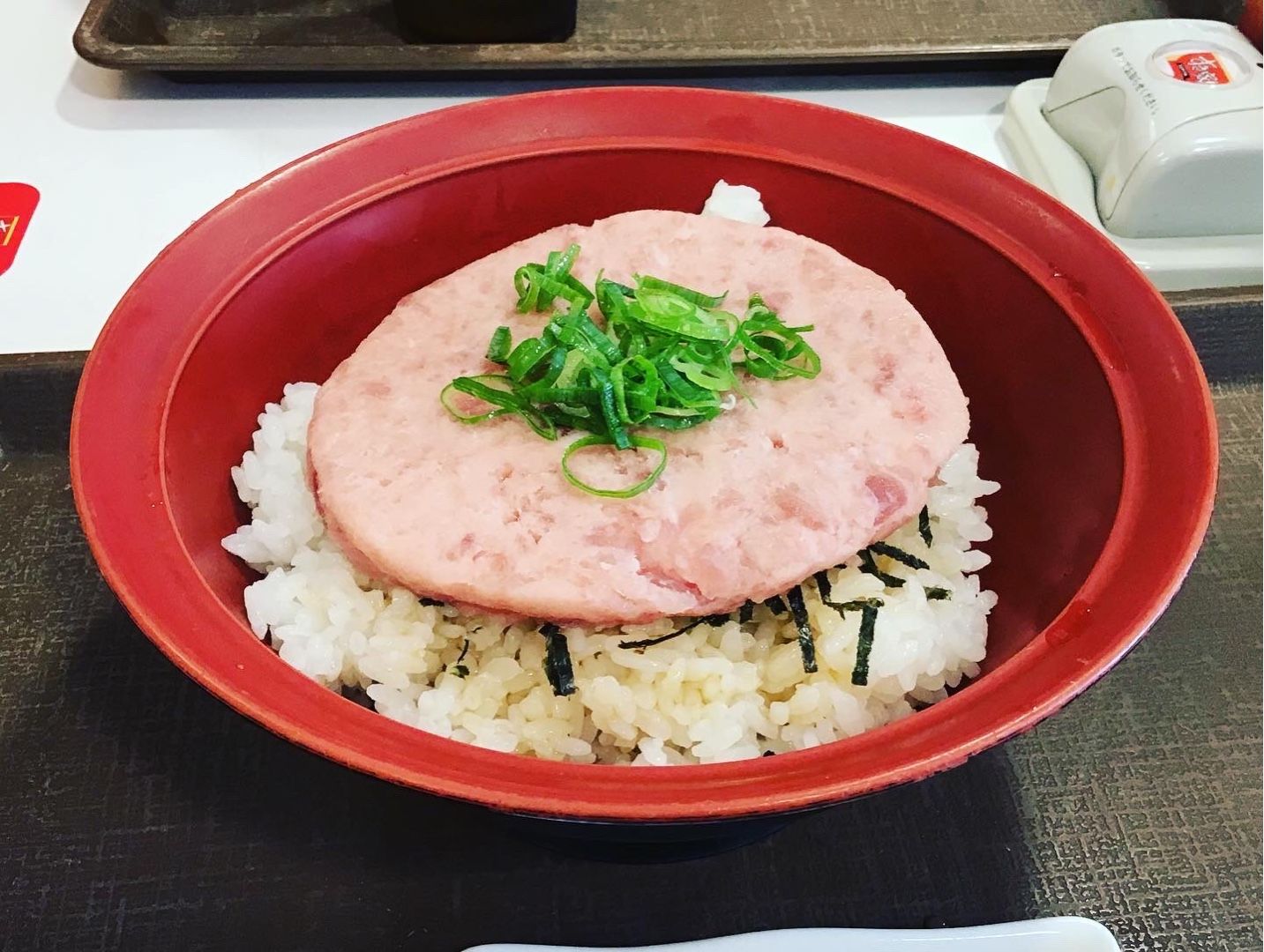 【画像あり】すき家のまぐろたたき丼てさ・・・ : まとめておいしいナールング