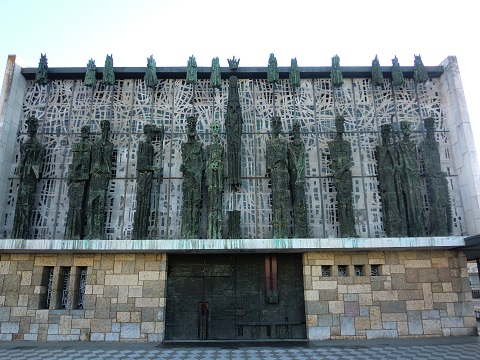 19-3.JPG