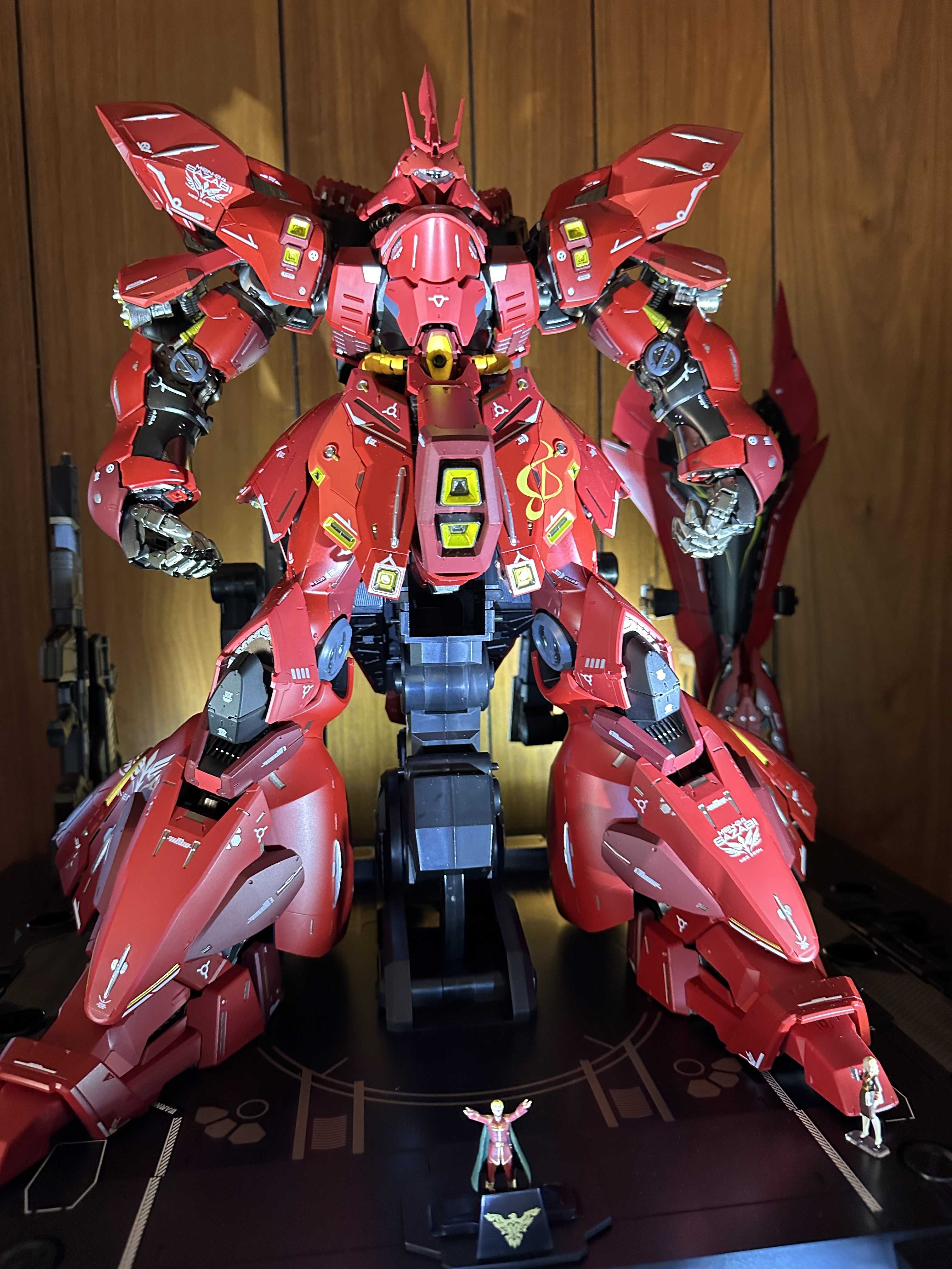 解体匠機サザビーのディスプレイケースが完成しました！😊 (DIY