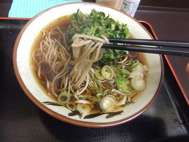 天かめ春日店の春菊天そば２