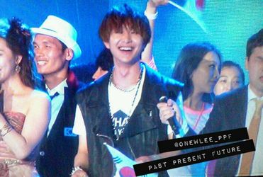 onew2.jpg