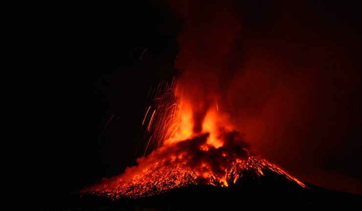イエローストーン火山の巨大噴火.jpg