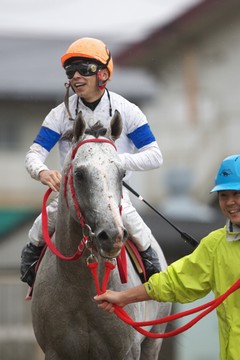 レース後