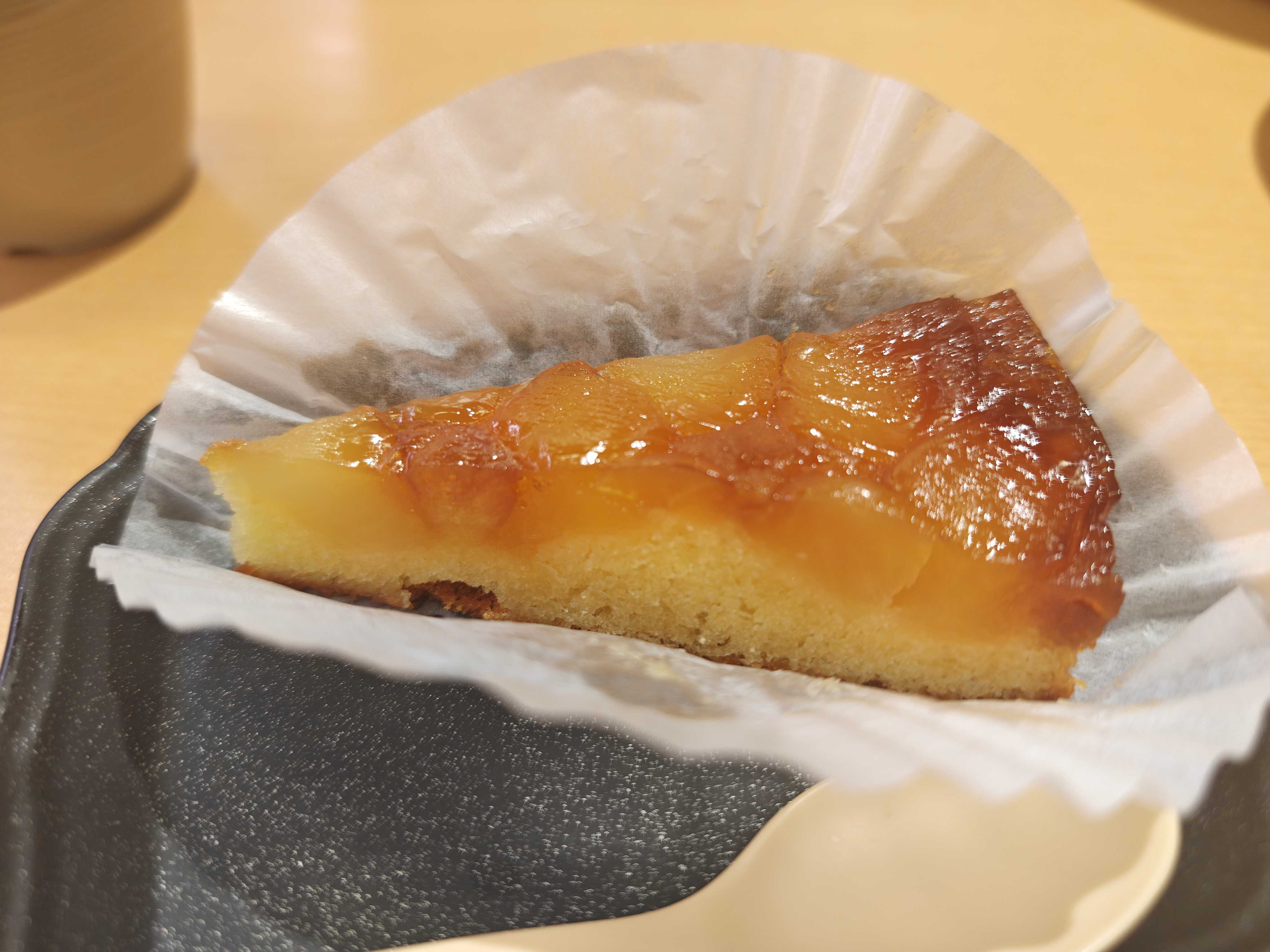 スシローランチ　キャラメルりんごケーキ